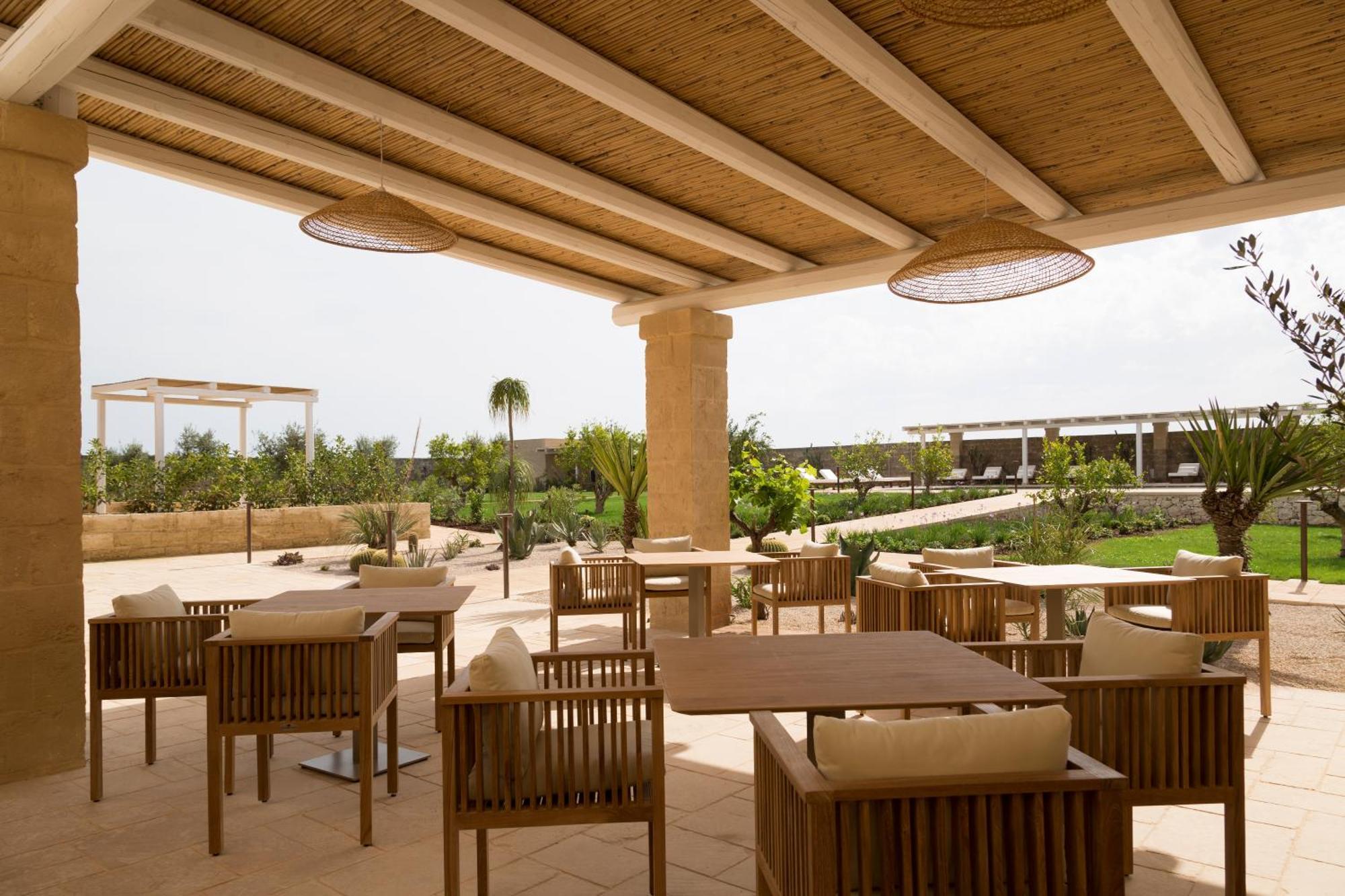 Masseria Donna Menga - The Leading Hotels Of The World Торре-Лапилло Экстерьер фото