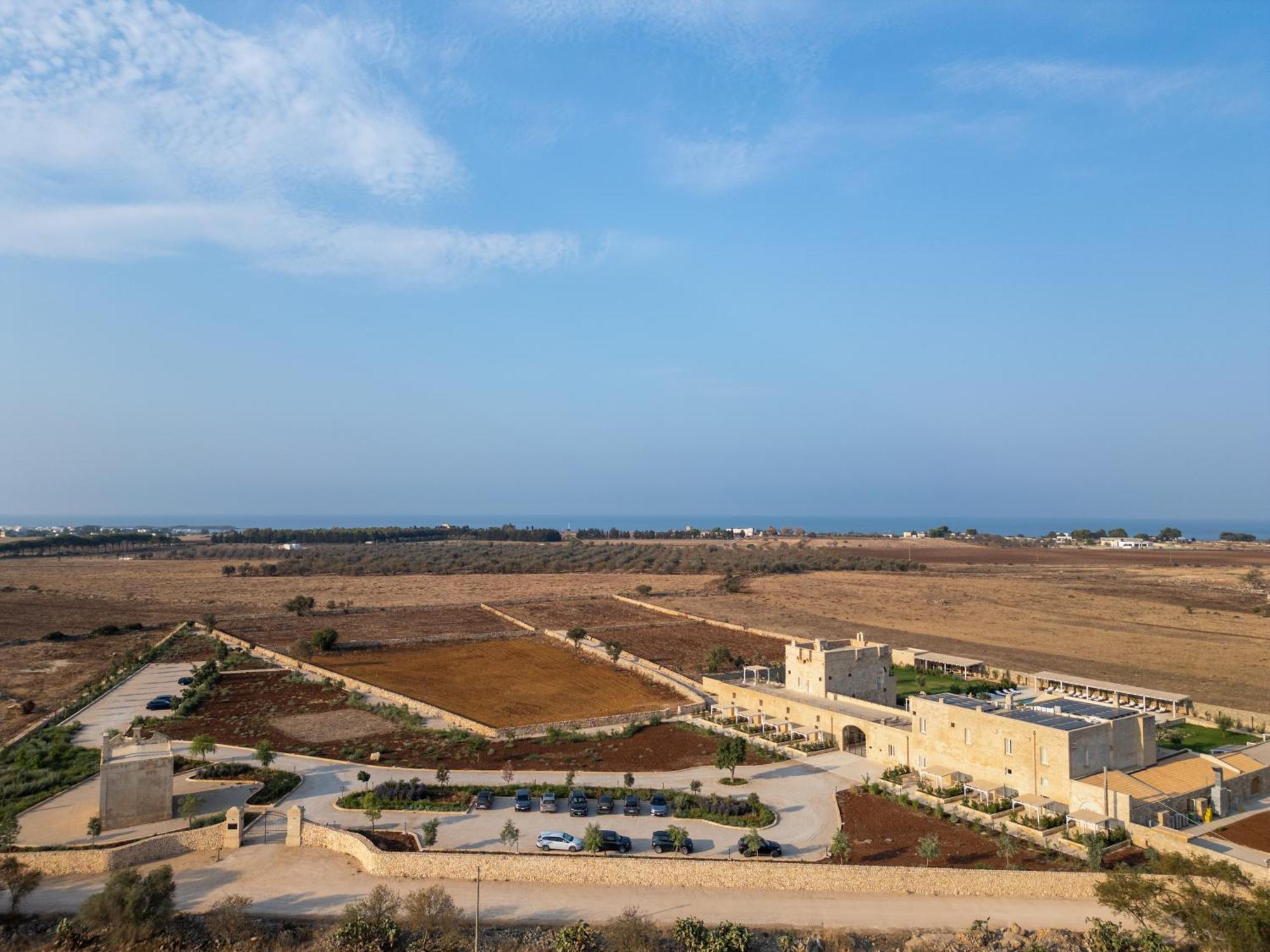 Masseria Donna Menga - The Leading Hotels Of The World Торре-Лапилло Экстерьер фото